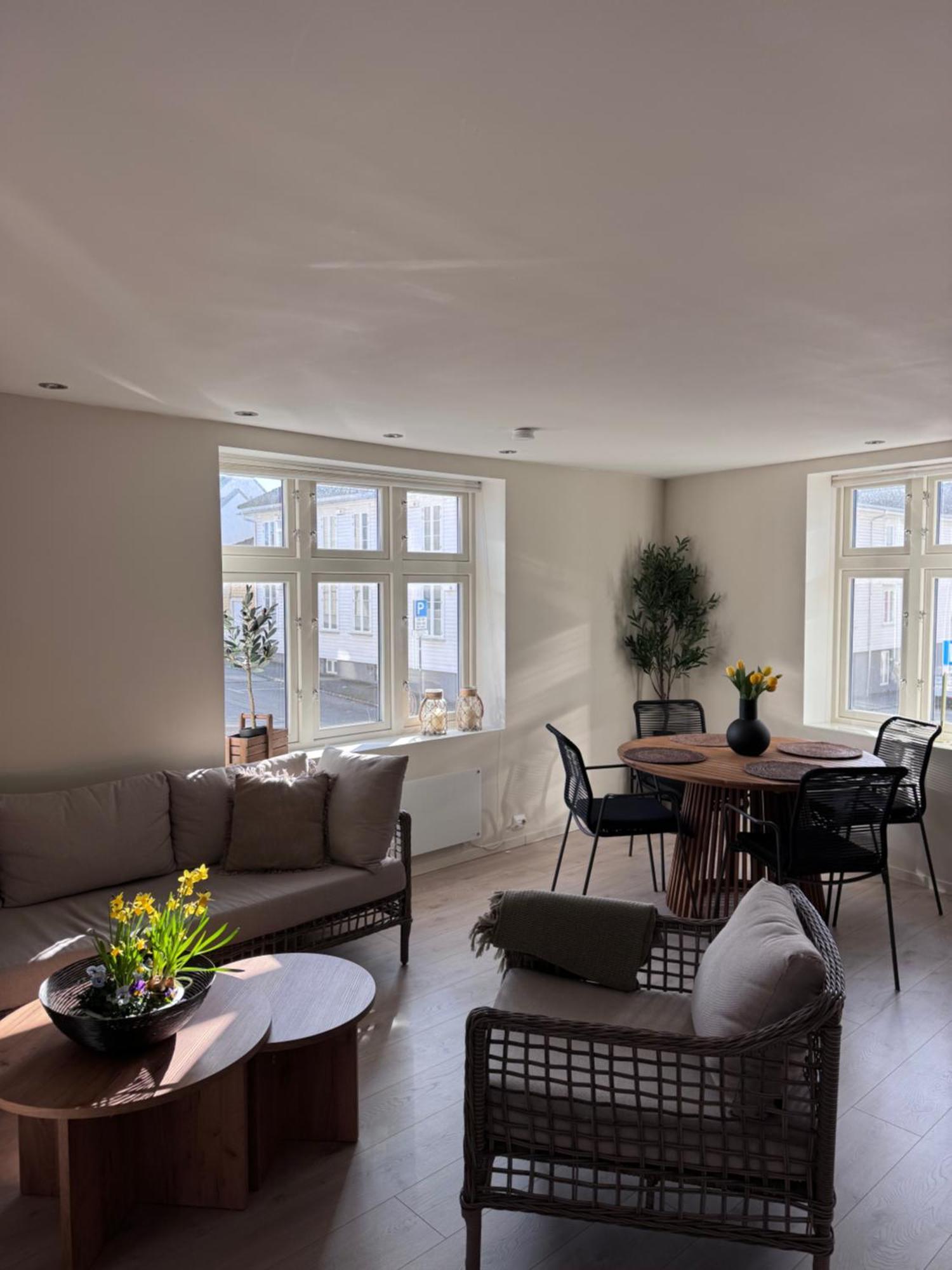 A Place To Stay Stavanger, Apartment 5 - Quality And Free Parking- Exterior photo